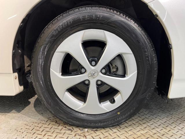プリウス S 純正ナビ バックカメラ 禁煙車 HIDヘッド ETC スマートキー オートライト オートエアコン 純正15インチAW Bluetooth CD/DVD 革巻きステアリング ステアリングスイッチ(56枚目)