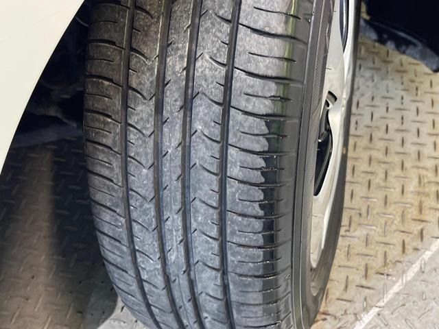 プリウス S 純正ナビ バックカメラ 禁煙車 HIDヘッド ETC スマートキー オートライト オートエアコン 純正15インチAW Bluetooth CD/DVD 革巻きステアリング ステアリングスイッチ(60枚目)