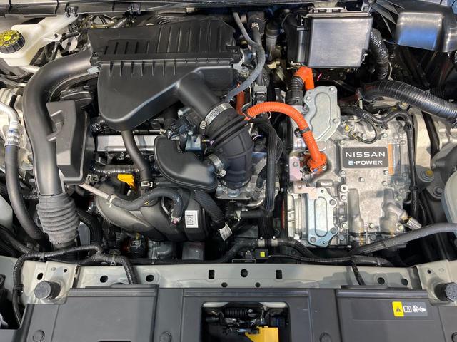 オーラ G 純正9インチナビ デジタルインナーミラー 全周囲カメラ 衝突被害軽減システム 禁煙車 ハーフレザーシート ETC ドラレコ コーナーセンサー LEDヘッド 車線逸脱警報 オートライト スマートキー(18枚目)