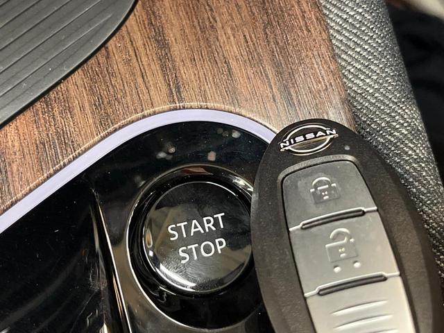 オーラ G 純正9インチナビ デジタルインナーミラー 全周囲カメラ 衝突被害軽減システム 禁煙車 ハーフレザーシート ETC ドラレコ コーナーセンサー LEDヘッド 車線逸脱警報 オートライト スマートキー(27枚目)