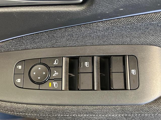 オーラ G 純正9インチナビ デジタルインナーミラー 全周囲カメラ 衝突被害軽減システム 禁煙車 ハーフレザーシート ETC ドラレコ コーナーセンサー LEDヘッド 車線逸脱警報 オートライト スマートキー(35枚目)