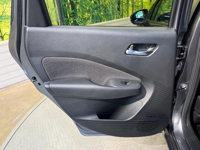 オーラ G 純正9インチナビ デジタルインナーミラー 全周囲カメラ 衝突被害軽減システム 禁煙車 ハーフレザーシート ETC ドラレコ コーナーセンサー LEDヘッド 車線逸脱警報 オートライト スマートキー(41枚目)