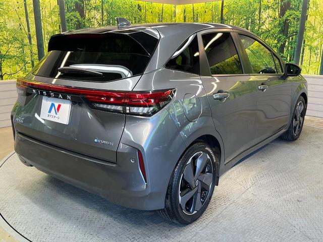 オーラ G 純正9インチナビ デジタルインナーミラー 全周囲カメラ 衝突被害軽減システム 禁煙車 ハーフレザーシート ETC ドラレコ コーナーセンサー LEDヘッド 車線逸脱警報 オートライト スマートキー(56枚目)