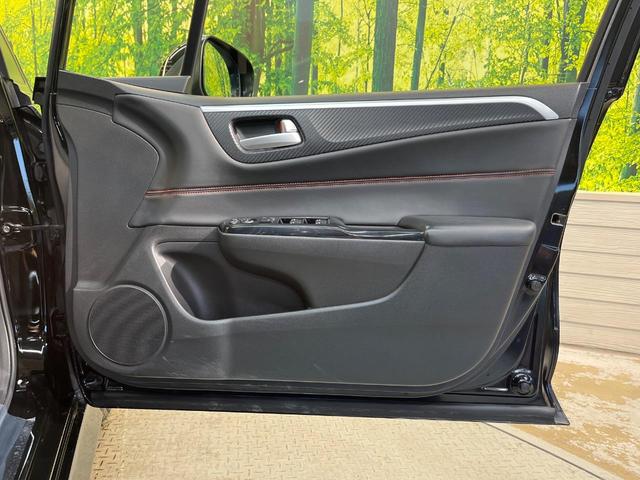 ジェイド ハイブリッドＲＳ・ホンダセンシング　ホンダセンシング　純正９型ナビ　バックカメラ　アダプティブクルーズ　ＥＴＣ　ＬＥＤヘッド　純正革巻きステリング　ステリングスイッチ　スマートキー　純正１８ＡＷ　ワンオーナー（42枚目）