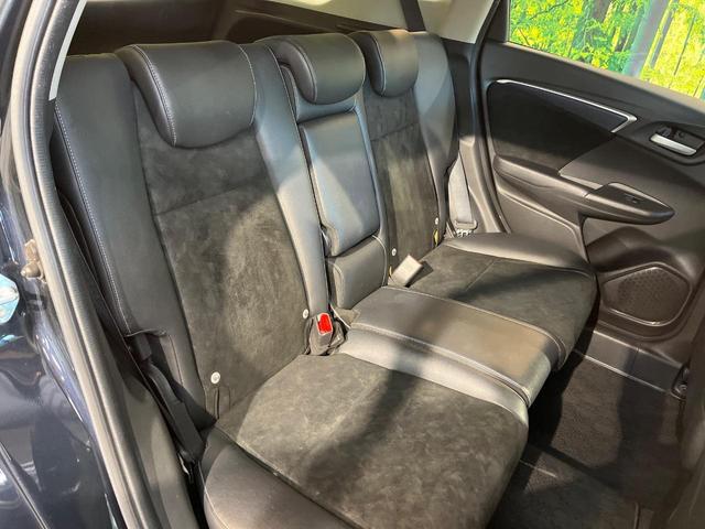 シャトル ハイブリッドX ホンダセンシング 純正8インチナビ バックカメラ シートヒーター レーダークルーズ ホンダセンシング ハーフレザー ETC LEDヘッド ドラレコ 横滑り防止 Bluetooth オートエアコン スマートキー(9枚目)