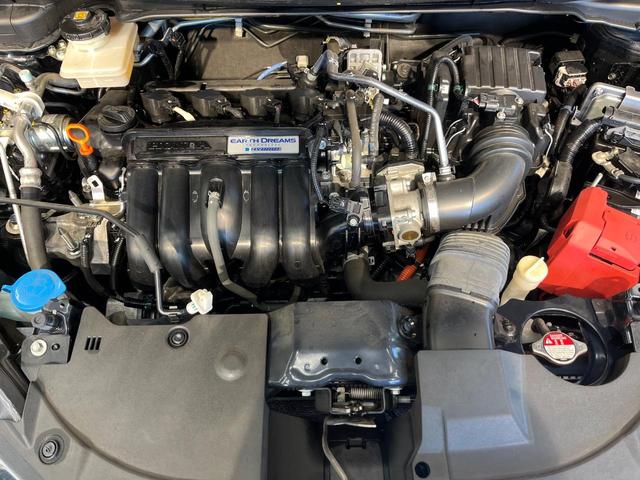 シャトル ハイブリッドX ホンダセンシング 純正8インチナビ バックカメラ シートヒーター レーダークルーズ ホンダセンシング ハーフレザー ETC LEDヘッド ドラレコ 横滑り防止 Bluetooth オートエアコン スマートキー(18枚目)