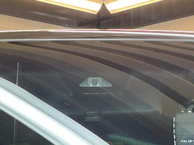 ステップワゴンスパーダ スパーダ　８人乗り　衝突軽減　純正ナビ　フリップダウン　バックカメラ　両側電動ドア　アダプティブクルーズ　ＥＴＣ　ドラレコ　純正１６ＡＷ　ＬＥＤヘッド　アイドリングストップ　Ｂｌｕｅｔｏｏｔｈ　スマートキー（8枚目）