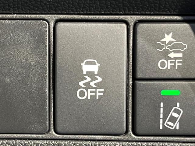 ステップワゴンスパーダ スパーダ　８人乗り　衝突軽減　純正ナビ　フリップダウン　バックカメラ　両側電動ドア　アダプティブクルーズ　ＥＴＣ　ドラレコ　純正１６ＡＷ　ＬＥＤヘッド　アイドリングストップ　Ｂｌｕｅｔｏｏｔｈ　スマートキー（30枚目）