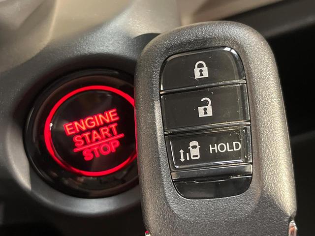 Ｎ－ＢＯＸ ベースグレード　電動スライドドア　ホンダセンシング　クルコン　禁煙車　スマートキー　オートエアコン　ＬＥＤヘッド　オートライト　オートハイビーム　車線逸脱警報　コーナーセンサー　１４インチアルミ　電動格納ミラー（6枚目）