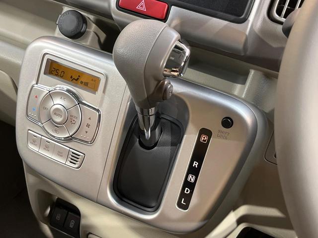 エブリイワゴン PZターボスペシャル 届出済未使用車 両側電動ドア スズキセーフティサポート 純正14AW LEDヘッド ベンチシート レーンアシスト 電動格納ミラー アイドリングストップ 横滑り防止 オートエアコン スマートキー(21枚目)