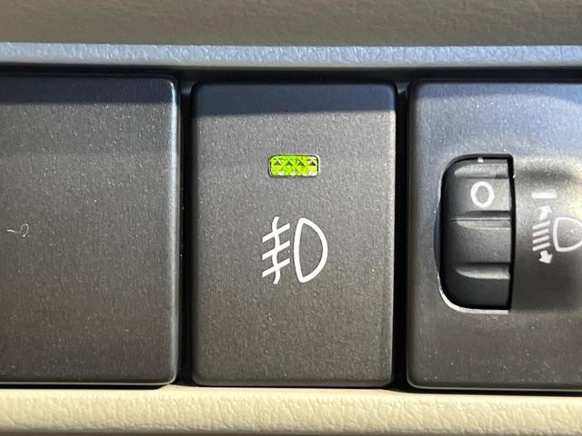 エブリイワゴン PZターボスペシャル 届出済未使用車 両側電動ドア スズキセーフティサポート 純正14AW LEDヘッド ベンチシート レーンアシスト 電動格納ミラー アイドリングストップ 横滑り防止 オートエアコン スマートキー(27枚目)