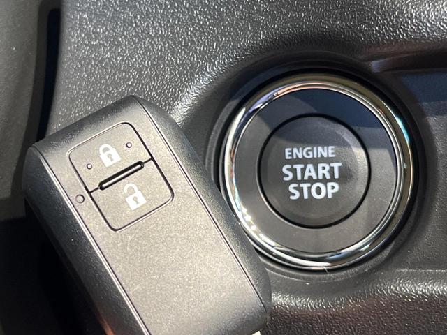 ジムニー XC ターボ 届出済未使用車 寒冷地仕様 衝突軽減装置 シートヒーター クルーズコントロール スマートキー LEDヘッド 車線逸脱警報 誤発進抑制機能 オートライト オートエアコン 純正16インチAW(7枚目)