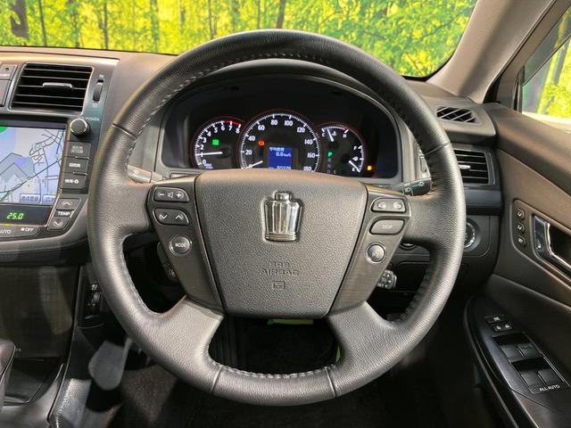 クラウン ２．５アスリート　ナビパッケージ　純正ナビ　バックカメラ　スーパーライブサウンド　禁煙車　本革シート　シートヒーター／シートエアコン　パワーシート　ＨＩＤヘッド　ＥＴＣ　クルコン　Ｂｌｕｅｔｏｏｔｈ　ＣＤ／ＤＶＤ　革巻きステアリング（11枚目）
