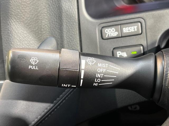 クラウン ２．５アスリート　ナビパッケージ　純正ナビ　バックカメラ　スーパーライブサウンド　禁煙車　本革シート　シートヒーター／シートエアコン　パワーシート　ＨＩＤヘッド　ＥＴＣ　クルコン　Ｂｌｕｅｔｏｏｔｈ　ＣＤ／ＤＶＤ　革巻きステアリング（31枚目）