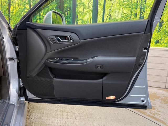 クラウン ２．５アスリート　ナビパッケージ　純正ナビ　バックカメラ　スーパーライブサウンド　禁煙車　本革シート　シートヒーター／シートエアコン　パワーシート　ＨＩＤヘッド　ＥＴＣ　クルコン　Ｂｌｕｅｔｏｏｔｈ　ＣＤ／ＤＶＤ　革巻きステアリング（48枚目）