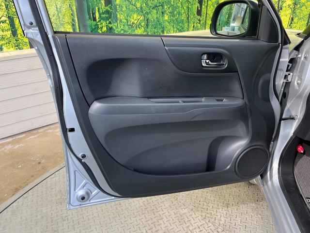 N-ONE G SSパッケージ 純正ナビ 衝突軽減装置 バックカメラ 禁煙車 ドライブレコーダー スマートキー HIDヘッド ETC オートライト オートエアコン Bluetooth CD DVD再生 地デジ 黒内装(35枚目)