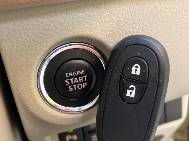 アルトラパン X バックカメラ 衝突軽減装置 禁煙車 2トーンカラー シートヒーター ドラレコ スマートキー HIDヘッド オートマチックハイビーム 車線逸脱警報 誤発進抑制機能 Bluetooth 純正14インチAW(28枚目)