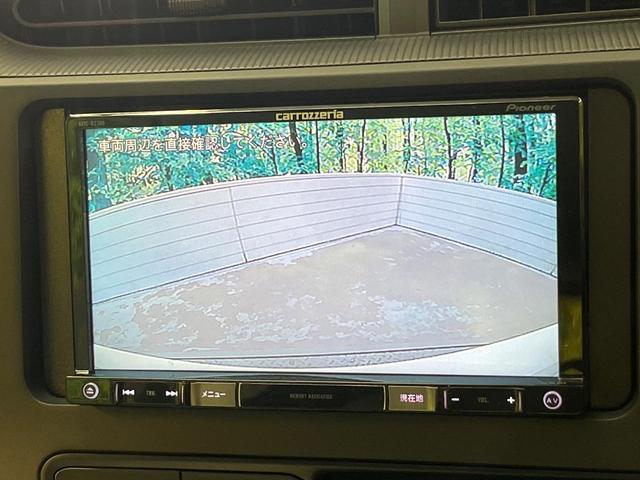 アクア Ｌ　ＳＤナビ　バックカメラ　禁煙車　ＥＴＣ　オートエアコン　ＥＶモード　エコモード　　横滑り防止装置　アイドリングストップ　バックカメラ　トラクションコントロール　ミュージックサーバー（4枚目）