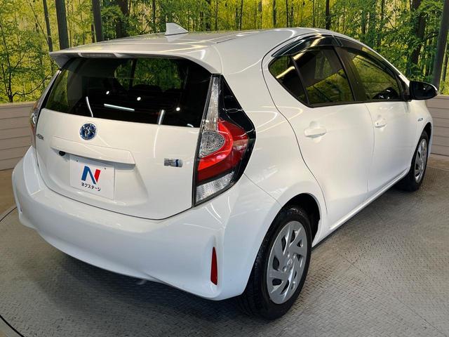 アクア Ｌ　ＳＤナビ　バックカメラ　禁煙車　ＥＴＣ　オートエアコン　ＥＶモード　エコモード　　横滑り防止装置　アイドリングストップ　バックカメラ　トラクションコントロール　ミュージックサーバー（17枚目）