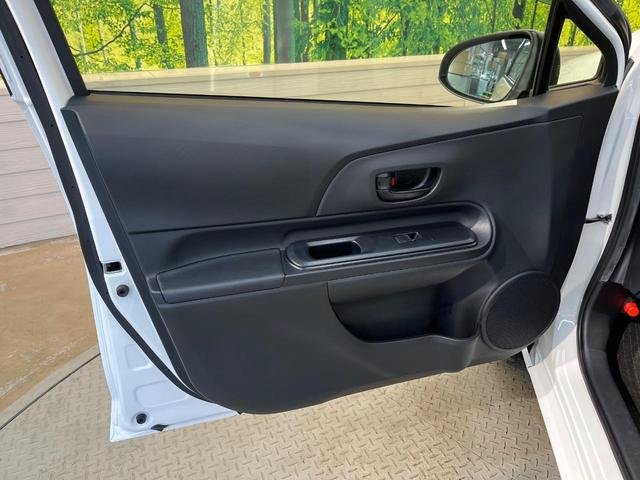 アクア Ｌ　ＳＤナビ　バックカメラ　禁煙車　ＥＴＣ　オートエアコン　ＥＶモード　エコモード　　横滑り防止装置　アイドリングストップ　バックカメラ　トラクションコントロール　ミュージックサーバー（37枚目）