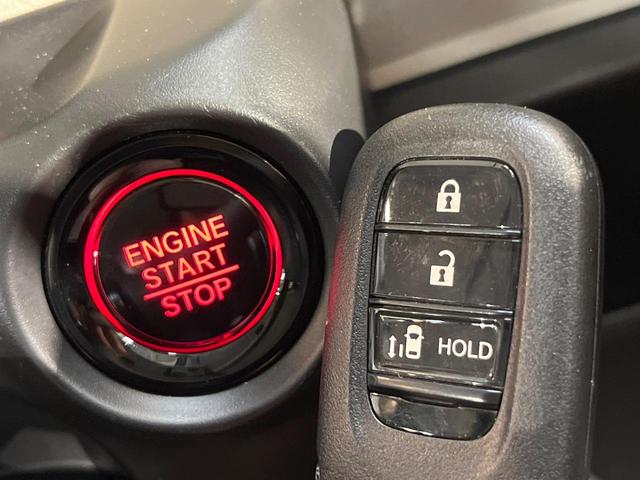 N-BOX ベースグレード 禁煙車 オーディオ ホンダセンシング コーナーセンサー 電動スライドドア アダプティブクルーズコントロール LEDヘッドライト オートライト オートエアコン スマートキー&プッシュスタート(7枚目)