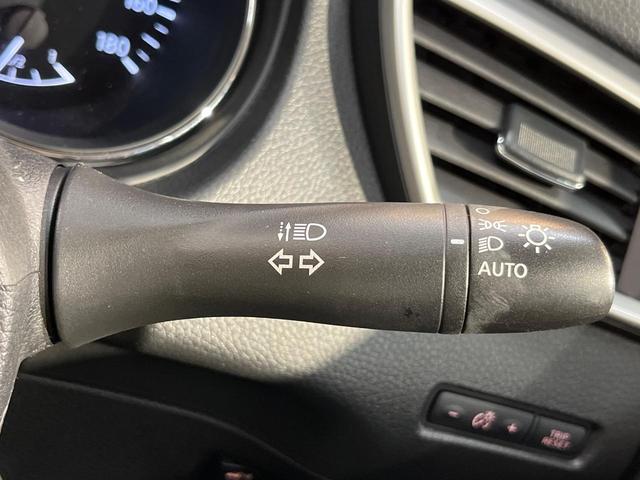 エクストレイル 20X ハイブリッド エマージェンシーブレーキP 4WD 衝突軽減 ルーフレール メーカーナビ 全周囲カメラ シートヒーター パワーバックドア クルコン レザーシート LEDヘッド ETC 純正17AW 横滑り防止機能 オートエアコン スマートキー(39枚目)