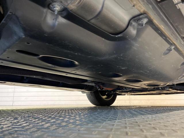 エクストレイル 20X ハイブリッド エマージェンシーブレーキP 4WD 衝突軽減 ルーフレール メーカーナビ 全周囲カメラ シートヒーター パワーバックドア クルコン レザーシート LEDヘッド ETC 純正17AW 横滑り防止機能 オートエアコン スマートキー(71枚目)