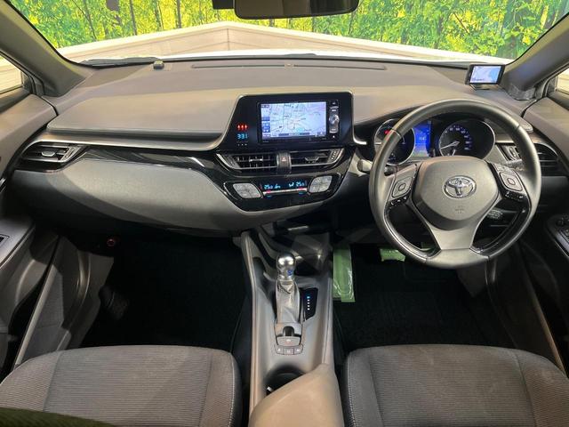 Ｃ－ＨＲ Ｓ　ＬＥＤエディション　セーフティセンス　ＳＤナビ　バックカメラ　レーダークルーズ　オートハイビーム　ＬＥＤヘッド　純正１７ＡＷ　ドラレコ　ＥＴＣ　ブレーキホールド　電子パーキング　ワンオーナー　禁煙車（2枚目）