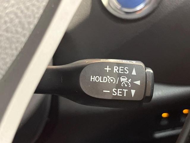 Ｃ－ＨＲ Ｓ　ＬＥＤエディション　セーフティセンス　ＳＤナビ　バックカメラ　レーダークルーズ　オートハイビーム　ＬＥＤヘッド　純正１７ＡＷ　ドラレコ　ＥＴＣ　ブレーキホールド　電子パーキング　ワンオーナー　禁煙車（5枚目）