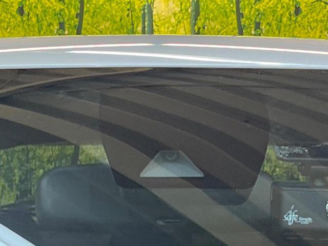 Ｃ－ＨＲ Ｓ　ＬＥＤエディション　セーフティセンス　ＳＤナビ　バックカメラ　レーダークルーズ　オートハイビーム　ＬＥＤヘッド　純正１７ＡＷ　ドラレコ　ＥＴＣ　ブレーキホールド　電子パーキング　ワンオーナー　禁煙車（6枚目）