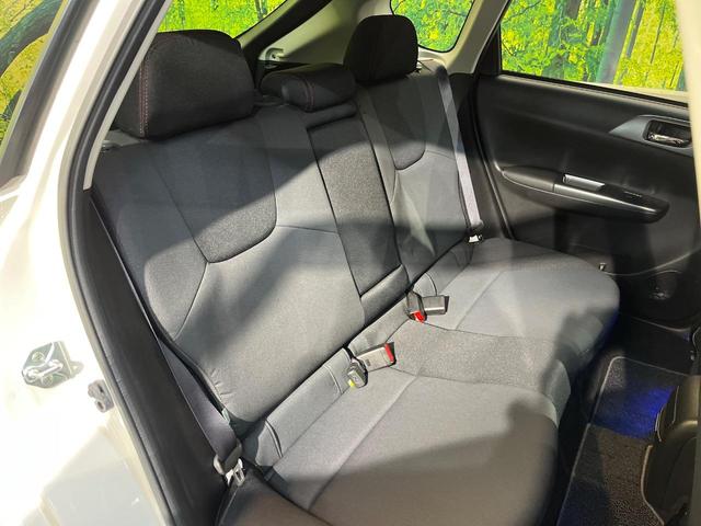 インプレッサ 2.0GT 4WD 禁煙車 オーディオ パワーシート スマートキー HIDヘッド ビルトインETC ドラレコ クルコン オートエアコン 純正17AW CD(10枚目)