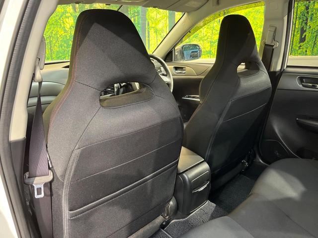 インプレッサ 2.0GT 4WD 禁煙車 オーディオ パワーシート スマートキー HIDヘッド ビルトインETC ドラレコ クルコン オートエアコン 純正17AW CD(41枚目)