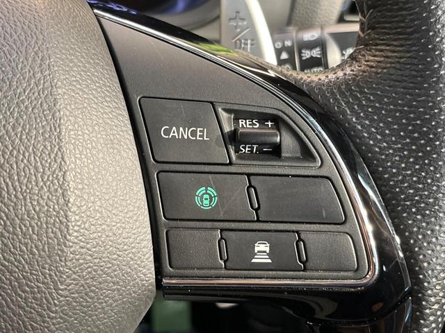 エクリプスクロス ブラックエディション 4WD サンルーフ メーカーナビ 全周囲カメラ マイパイロット パワーバックドア 全席シートヒーター LEDヘッド パワーシート グレード専用18AW ステアリングヒーター ワンオーナー 禁煙車(6枚目)