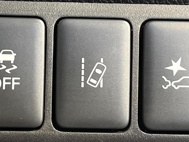 エクリプスクロス ブラックエディション 4WD サンルーフ メーカーナビ 全周囲カメラ マイパイロット パワーバックドア 全席シートヒーター LEDヘッド パワーシート グレード専用18AW ステアリングヒーター ワンオーナー 禁煙車(35枚目)