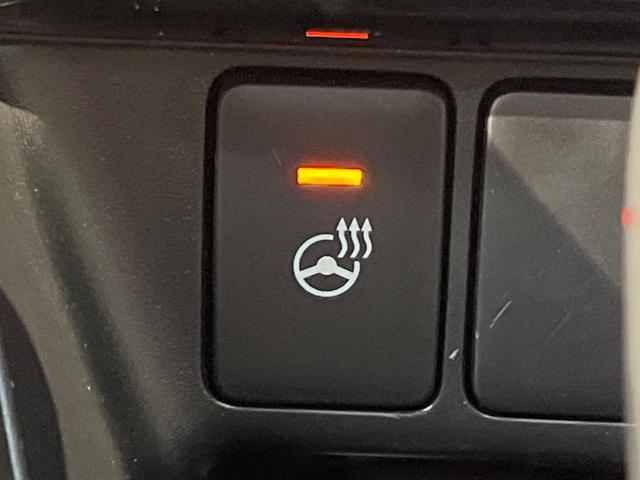 エクリプスクロス ブラックエディション 4WD サンルーフ メーカーナビ 全周囲カメラ マイパイロット パワーバックドア 全席シートヒーター LEDヘッド パワーシート グレード専用18AW ステアリングヒーター ワンオーナー 禁煙車(39枚目)