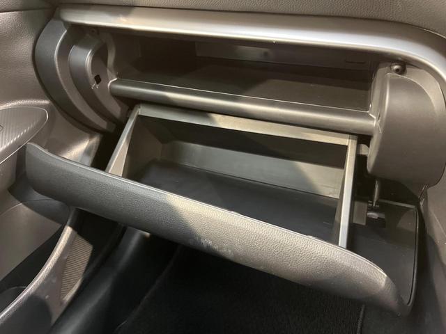 エクリプスクロス ブラックエディション 4WD サンルーフ メーカーナビ 全周囲カメラ マイパイロット パワーバックドア 全席シートヒーター LEDヘッド パワーシート グレード専用18AW ステアリングヒーター ワンオーナー 禁煙車(44枚目)