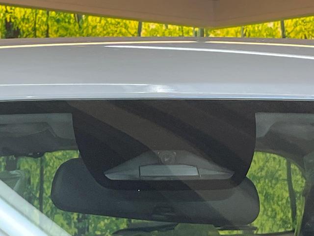 WR-V Z 登録済未使用車 ALPINE11型ディスプレイオーディオ バックカメラ 衝突被害軽減 AppleCarplay アダプティブクルーズ ハーフレザー コーナーセンサー LEDヘッド オートハイビーム(5枚目)