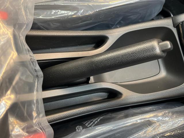 WR-V Z 登録済未使用車 ALPINE11型ディスプレイオーディオ バックカメラ 衝突被害軽減 AppleCarplay アダプティブクルーズ ハーフレザー コーナーセンサー LEDヘッド オートハイビーム(32枚目)