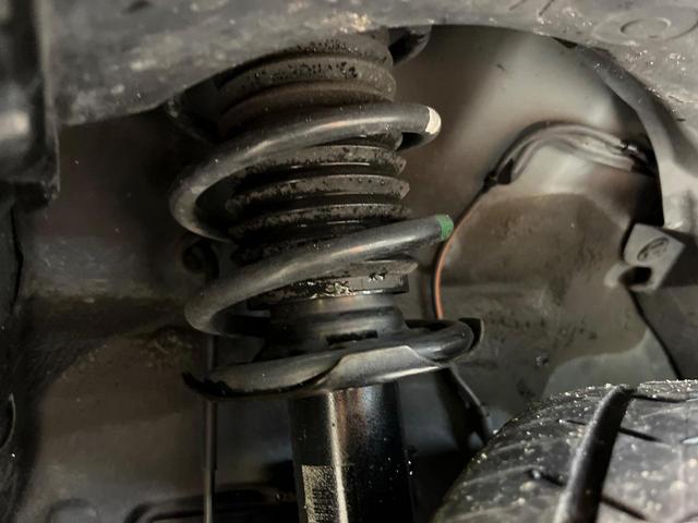 タフト Ｇターボ　ガラスルーフ　純正ＳＤナビ　バックカメラ　衝突被害軽減システム　禁煙車　ドラレコ　コーナーセンサー　スマートキー　ＬＥＤヘッド　ビルトインＥＴＣ　クルコン　オートライト　オートエアコン（20枚目）