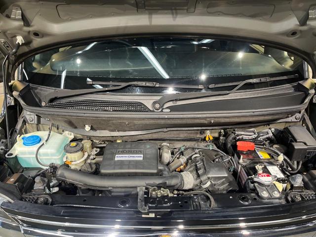 N-BOXカスタム G・Lホンダセンシング ホンダセンシング 純正8型ナビ 両側電動ドア バックカメラ アダプティブクルーズ ドラレコ ETC LEDヘッド 純正14AW Bluetooth ワンオーナー 禁煙車 オートエアコン 車線逸脱警報(18枚目)
