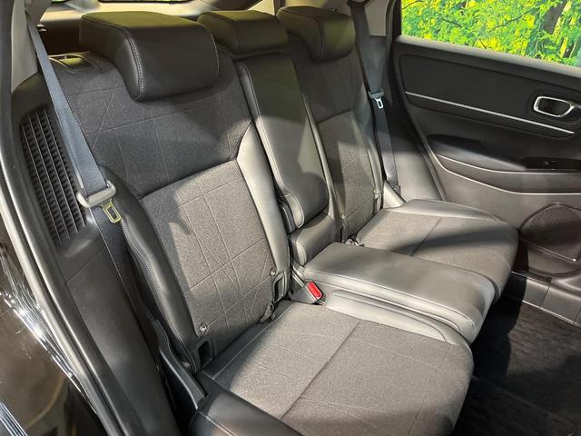 ヴェゼル e:HEV Z 無限フルエアロ メーカー9型ナビ 全周囲カメラ パワーバックドア クリアランスソナー アダプティブクルーズ シートヒーター ハーフレザー LED 純正18AW ETC ドラレコ ワンオーナー 禁煙車(11枚目)