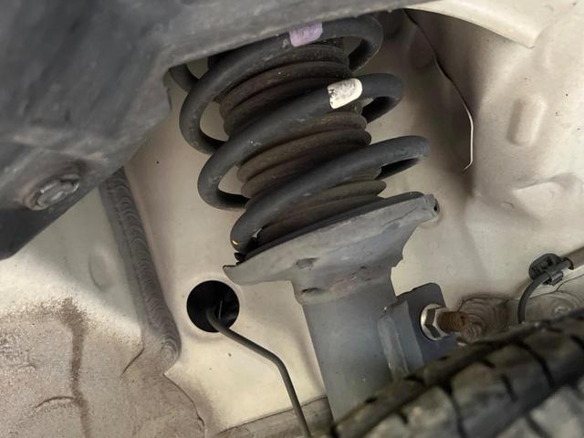 スペーシア ハイブリッドＧ　ＳＤナビ　セーフティサポート　禁煙車　スマートキー　ハイビームアシスト　車線逸脱警報　誤発進抑制機能　先行車発進お知らせ機能　Ｂｌｕｅｔｏｏｔｈ　フルセグ　オートライト　オーエアコン　ＣＤ／ＤＶＤ再生（20枚目）