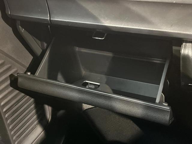 スペーシア ハイブリッドＧ　ＳＤナビ　セーフティサポート　禁煙車　スマートキー　ハイビームアシスト　車線逸脱警報　誤発進抑制機能　先行車発進お知らせ機能　Ｂｌｕｅｔｏｏｔｈ　フルセグ　オートライト　オーエアコン　ＣＤ／ＤＶＤ再生（33枚目）