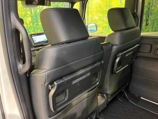 N-BOXカスタム ターボコーディネートスタイル 純正8型ナビ バックカメラ 両側電動ドア 衝突軽減ブレーキ シートヒーター LEDヘッド グレード専用15AW ETC車載器 アダプティブクルーズ 合皮レザーシート ブラックルーフ ワンオーナー 禁煙(49枚目)