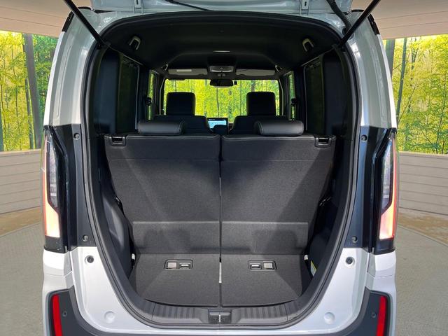 N-BOXカスタム ターボコーディネートスタイル 純正8型ナビ バックカメラ 両側電動ドア 衝突軽減ブレーキ シートヒーター LEDヘッド グレード専用15AW ETC車載器 アダプティブクルーズ 合皮レザーシート ブラックルーフ ワンオーナー 禁煙(51枚目)