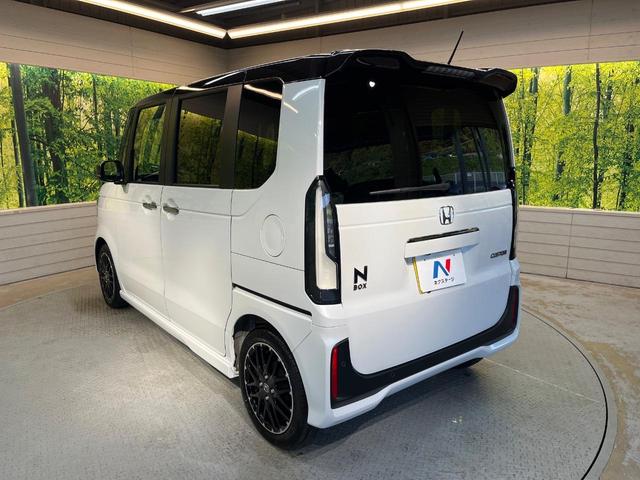 N-BOXカスタム ターボコーディネートスタイル 純正8型ナビ バックカメラ 両側電動ドア 衝突軽減ブレーキ シートヒーター LEDヘッド グレード専用15AW ETC車載器 アダプティブクルーズ 合皮レザーシート ブラックルーフ ワンオーナー 禁煙(55枚目)