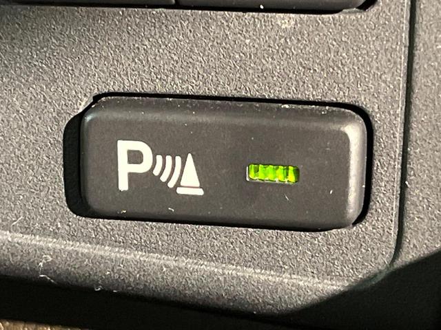 【クリアランスソナー】バンパーに付いたセンサーが障害物を検知！一定の距離に近づくとアラートで教えてくれます♪狭い駐車スペースや車庫入れ時も安心ですね☆