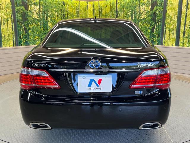 安心の最長１０年・走行無制限保証（有償）をご用意。保証内容も充実はもちろん、無料点検＆オイル交換や、年中無休の全国・２４時間ロードサービスも付帯されておりますのでご安心下さい。