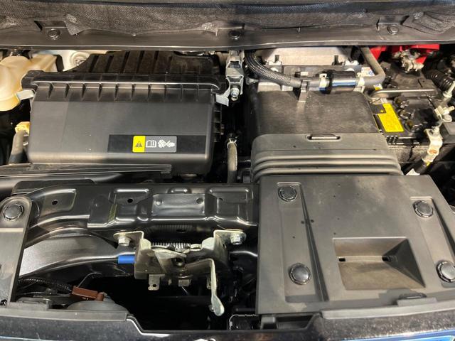 デリカミニ Ｔ　プレミアム　衝突軽減　ＳＤナビ　全周囲カメラ　マイパイロット　両側電動ドア　デジタルミラー　シートヒーター　純正革巻きステリング　ハーフレザー　ＬＥＤヘッド　純正１５ＡＷ　ドラレコ　ＥＴＣ　ステアリングヒーター（18枚目）