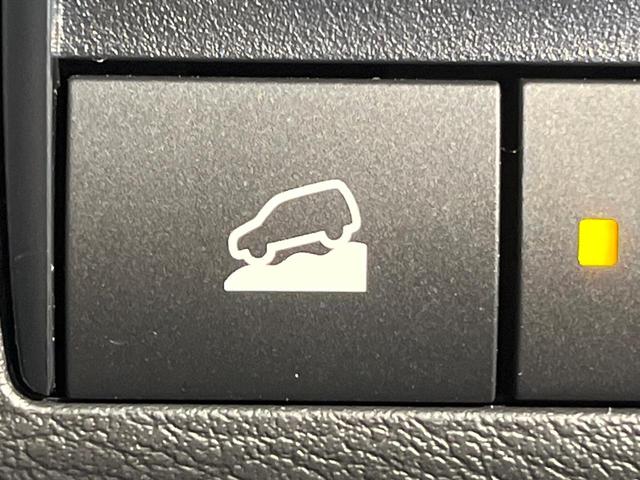 デリカミニ Ｔ　プレミアム　衝突軽減　ＳＤナビ　全周囲カメラ　マイパイロット　両側電動ドア　デジタルミラー　シートヒーター　純正革巻きステリング　ハーフレザー　ＬＥＤヘッド　純正１５ＡＷ　ドラレコ　ＥＴＣ　ステアリングヒーター（32枚目）